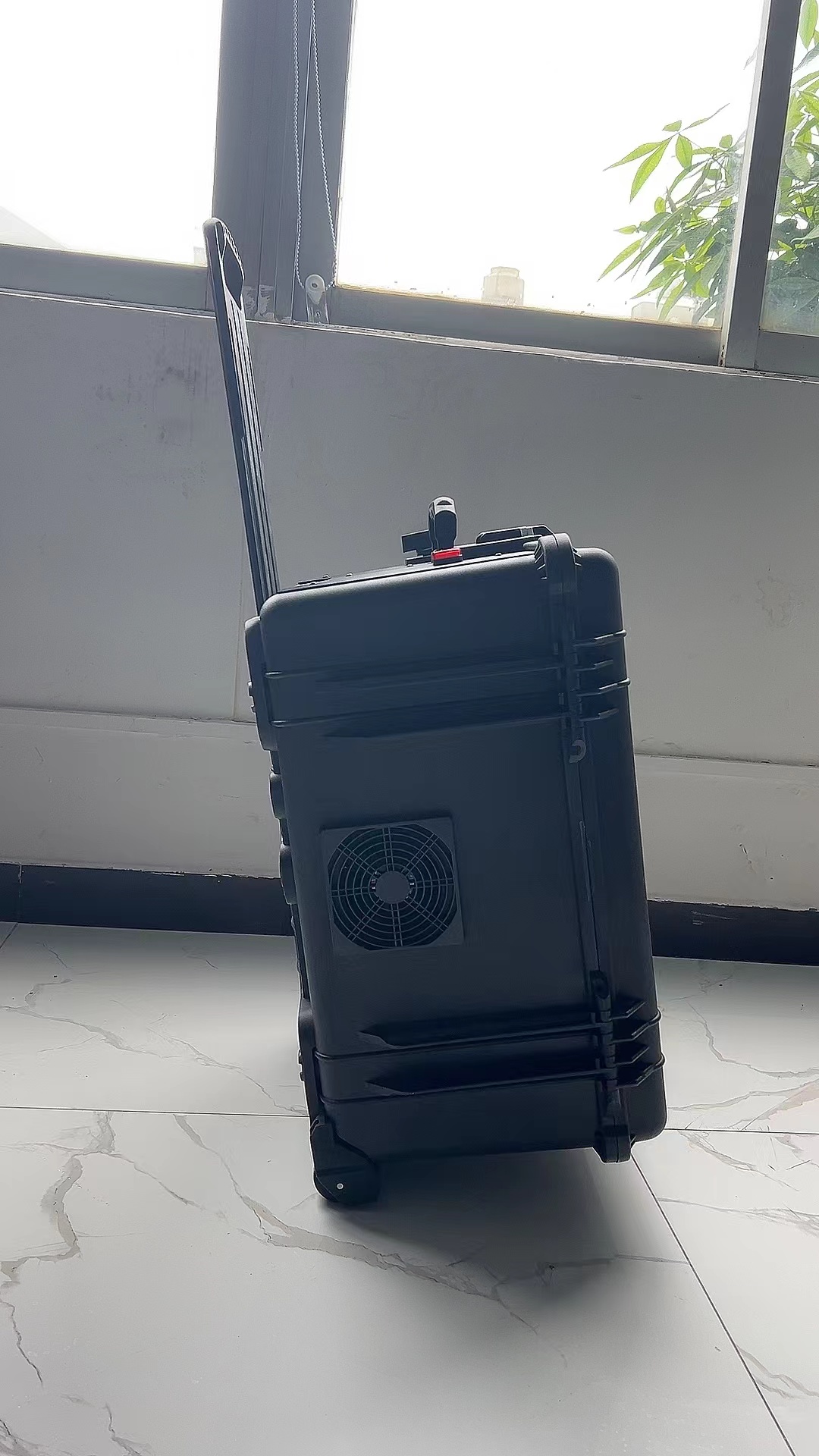 周村手拉箱型移动通信干扰器